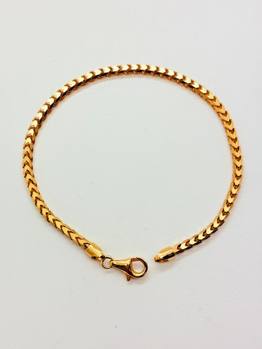 9ct yellow solid gold - yellow, square