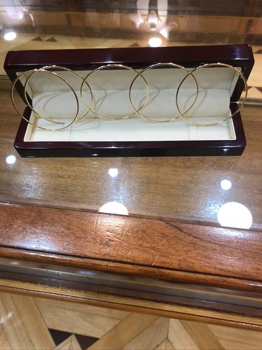 Set five 9ct solid yellow - a, of