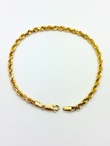 9ct yellow solid - 9ct,