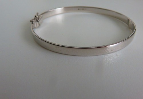 Gold bangle solid carat - solid,
