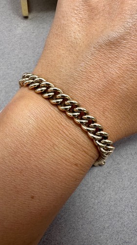 Pre owned 9ct yellow - pre,