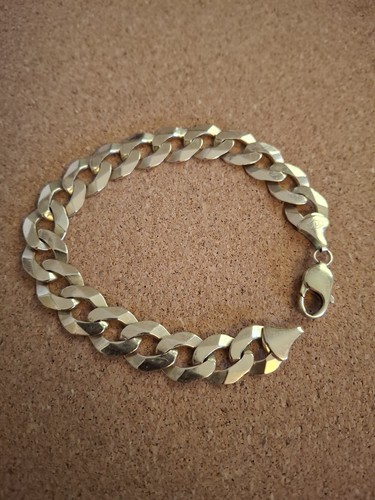 9ct gold bracelet solid and - 9ct,