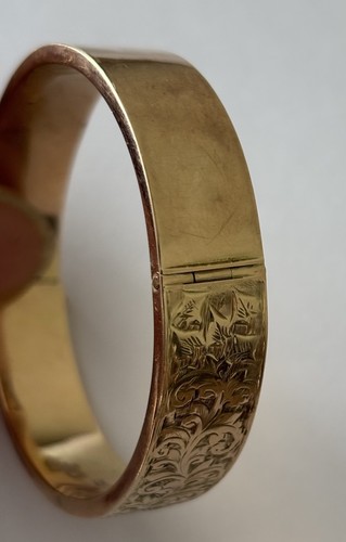 Vintage solid 9ct gold bangle - vintage,