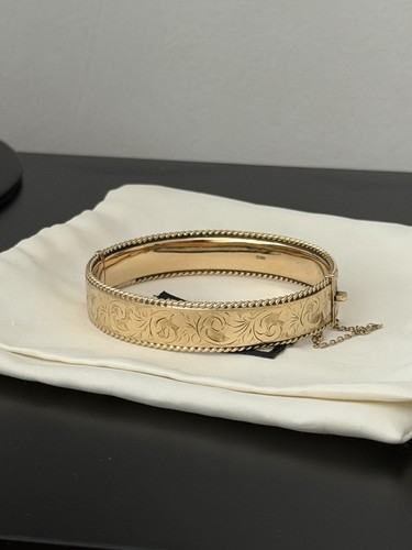 Solid 9ct gold vintage hinged - 9ct,