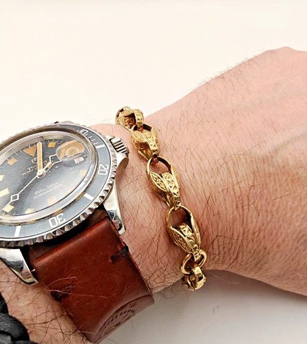Solid 9ct yellow gold - gold, tulip