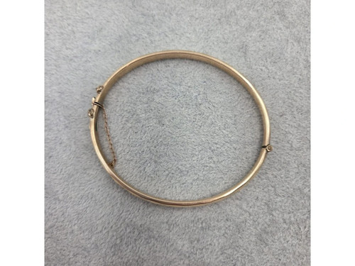 9ct solid gold bangle - gold,