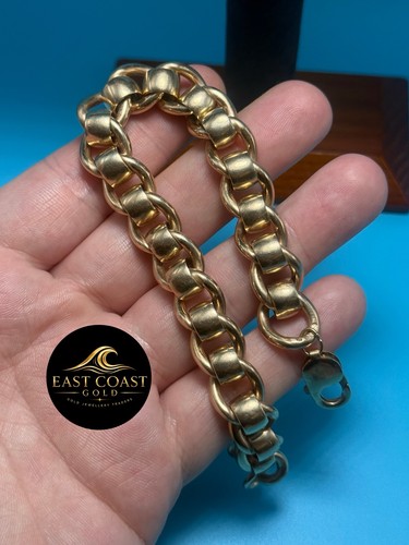 Stunning 9ct gold solid - 🤩,