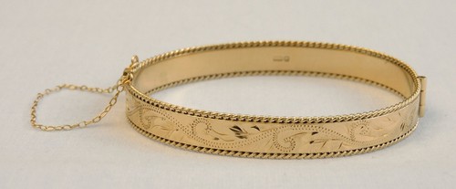 Bracelon ltd 1989 solid 9ct - solid,