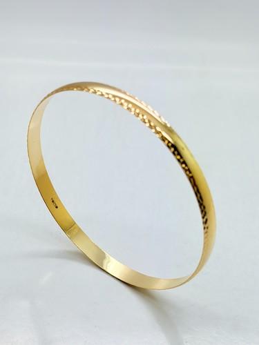 9ct yellow solid - 9ct,