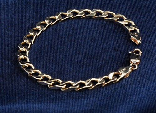 Solid 9ct yellow gold - 9ct, curb