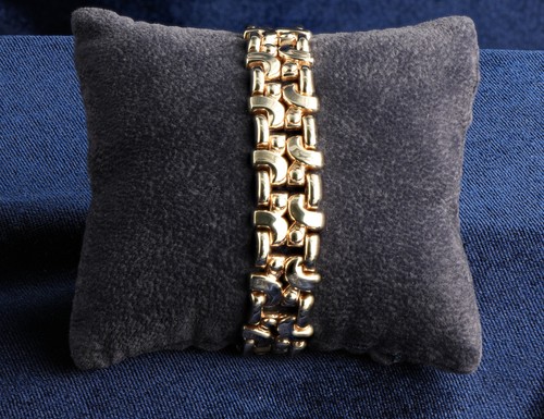 Solid 9ct gold fancy link - solid,