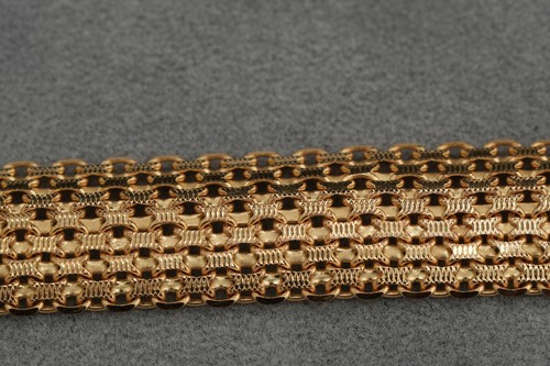 Solid 9ct gold italian - solid,