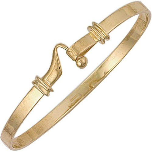 Solid 9ct yellow gold - 13.8g,